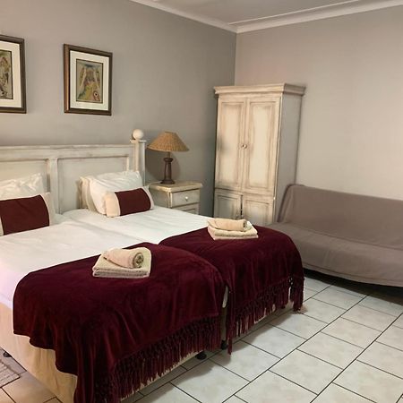 Hotel Pension Casa Africana Windhuk Zewnętrze zdjęcie