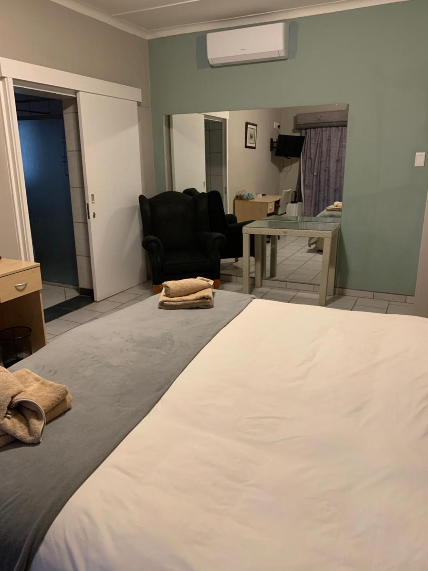 Hotel Pension Casa Africana Windhuk Zewnętrze zdjęcie